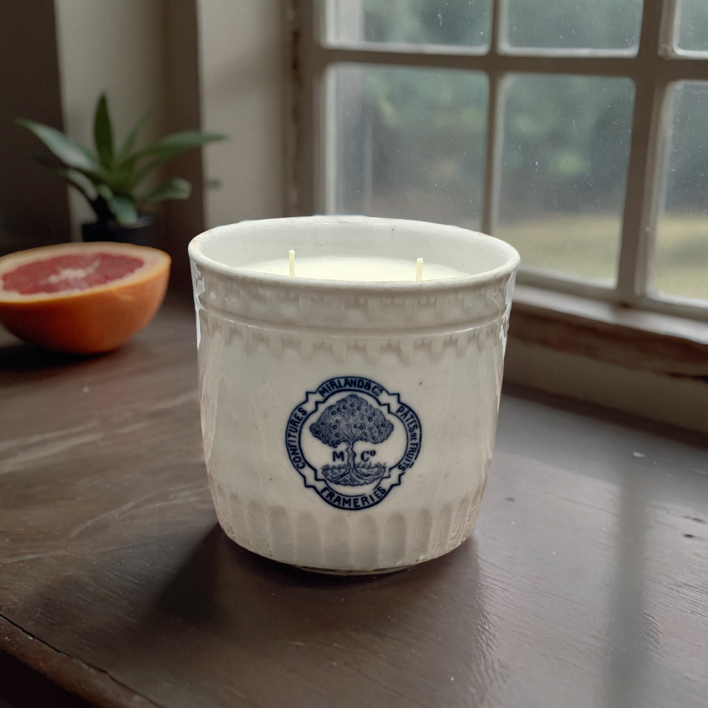 Grapefruit & Mangosteen Soy Candle in Antique Porcelain Marmalade Pot